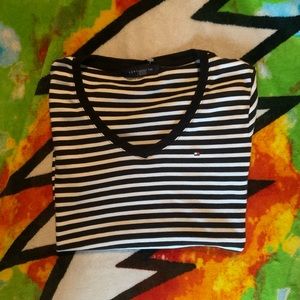 Tommy Hilfiger Tee Women’s X-small.